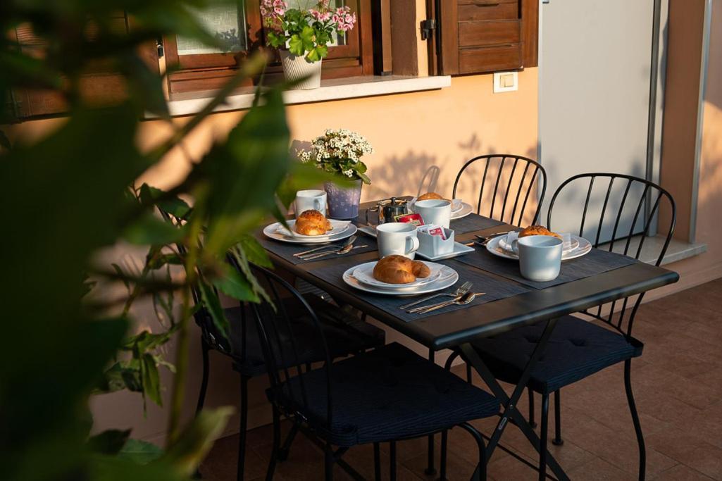 Alloro Appartamenti Sirmione Kültér fotó